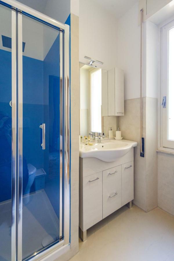 Casa Celine Apartment Chiavari Bagian luar foto