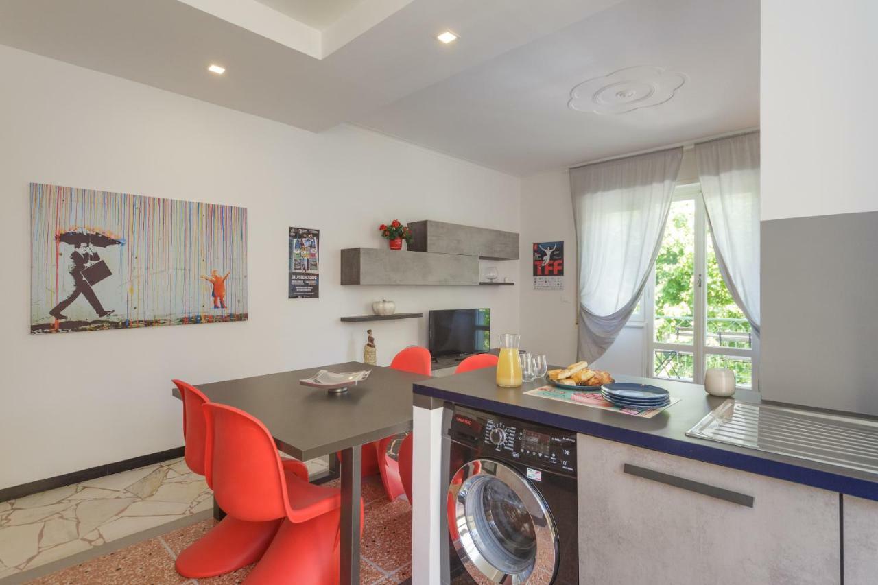 Casa Celine Apartment Chiavari Bagian luar foto