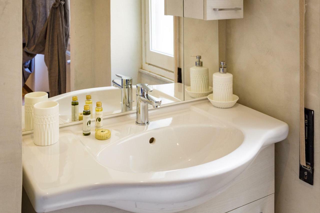 Casa Celine Apartment Chiavari Bagian luar foto