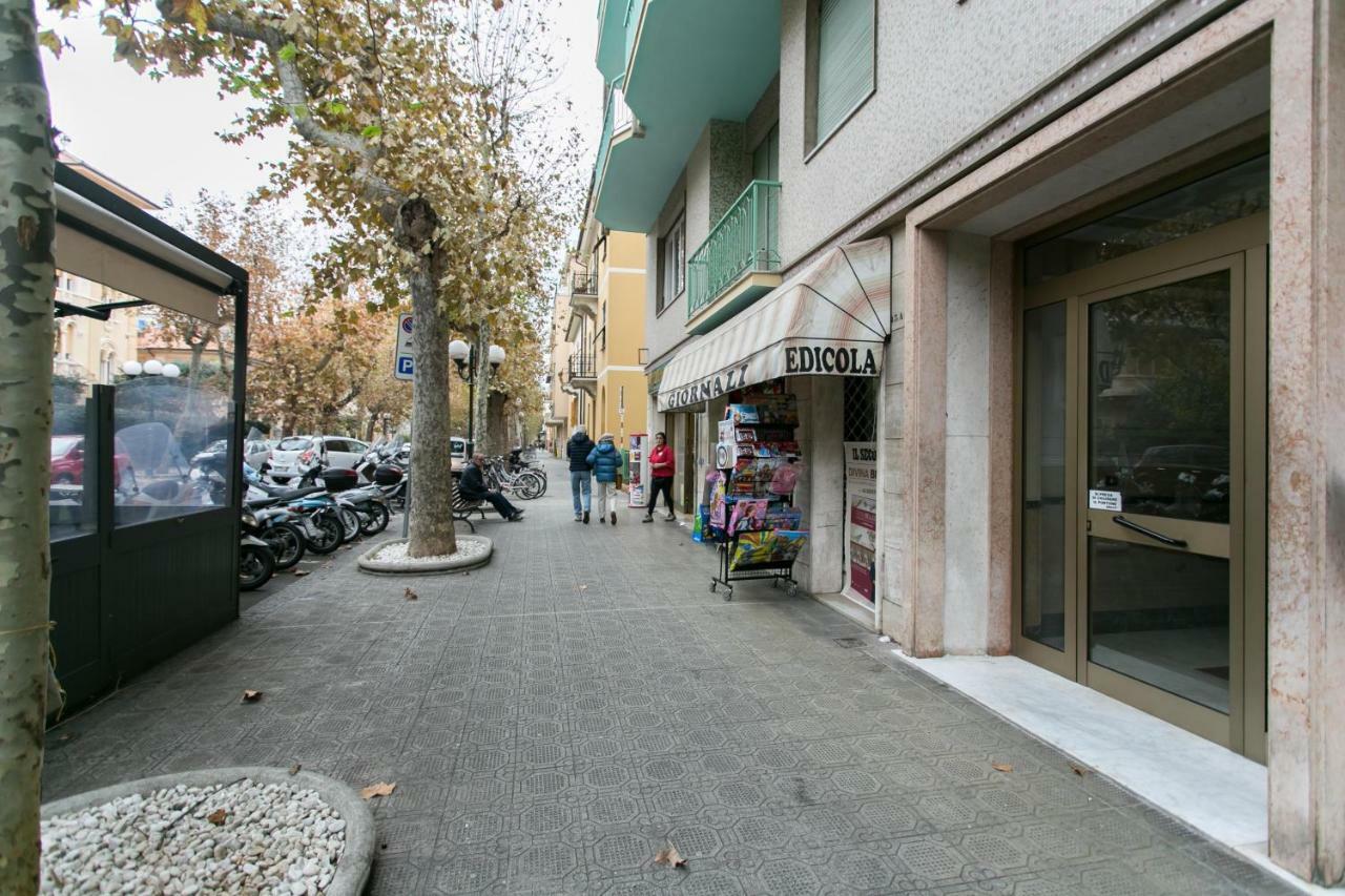 Casa Celine Apartment Chiavari Bagian luar foto