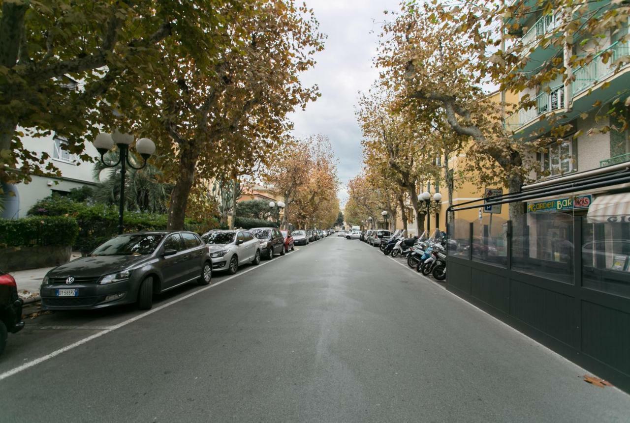 Casa Celine Apartment Chiavari Bagian luar foto